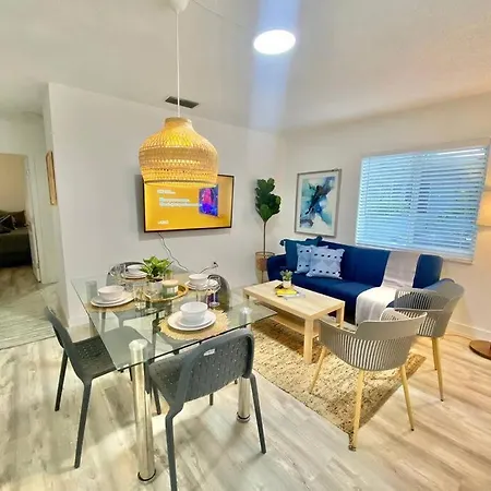 Beautiful & Relax Family House 2/1- Free Parking Villa Miami Exterior photo